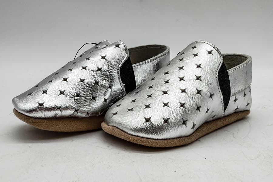 Paar Kinderschuhe EMUAustralia, Gr. 6-12M